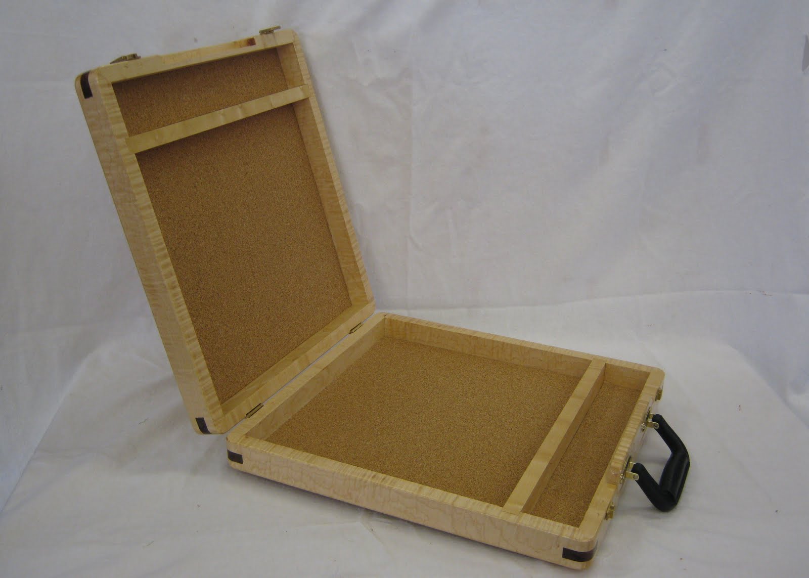 make wood briefcase
